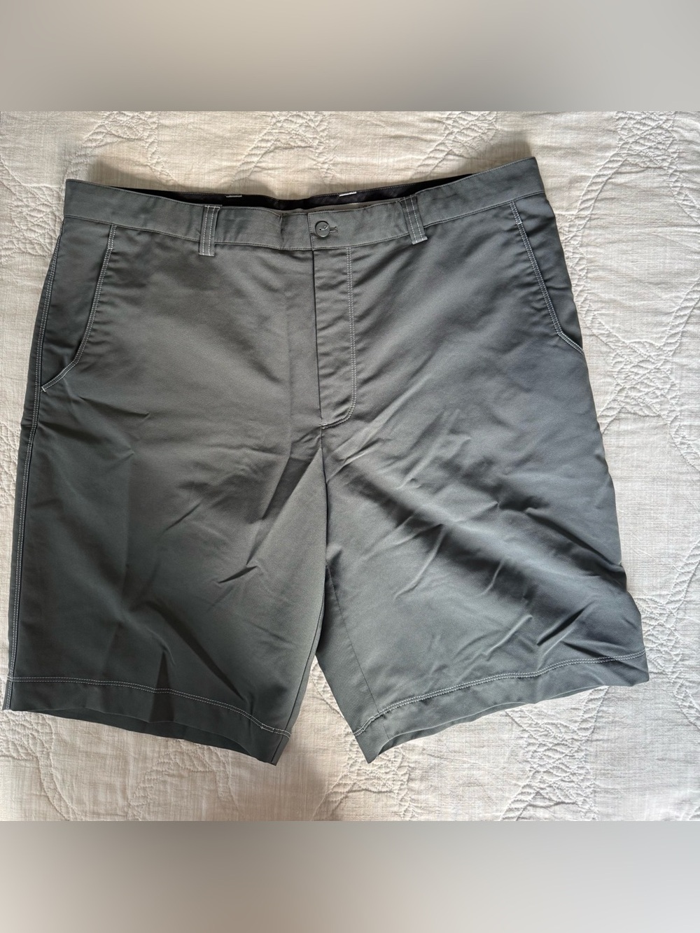 Men's Cutter and Buck  Casual Gray Performance Shorts